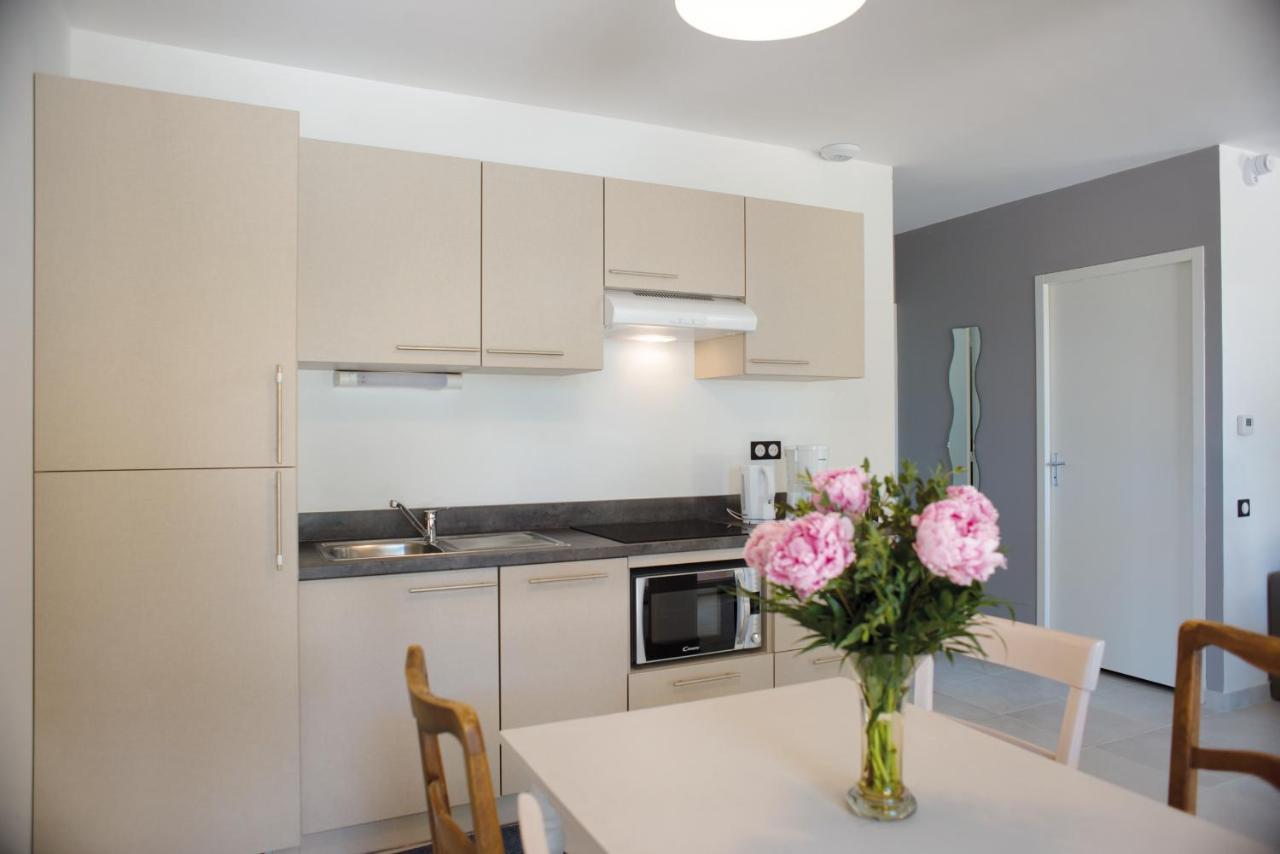 Appartements Des Joncas Мартиг Екстериор снимка