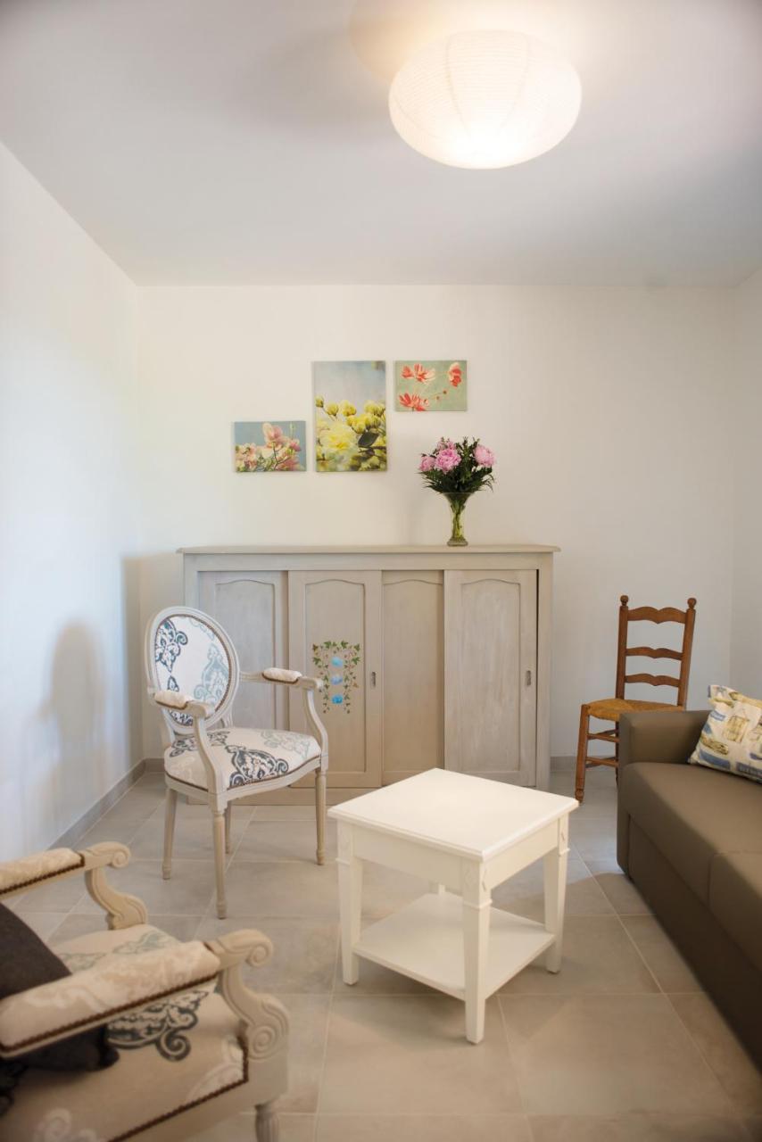 Appartements Des Joncas Мартиг Екстериор снимка