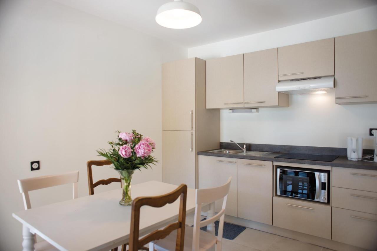 Appartements Des Joncas Мартиг Екстериор снимка