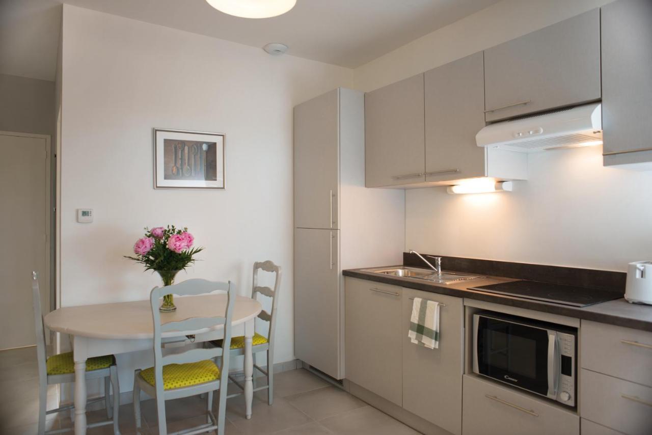 Appartements Des Joncas Мартиг Екстериор снимка